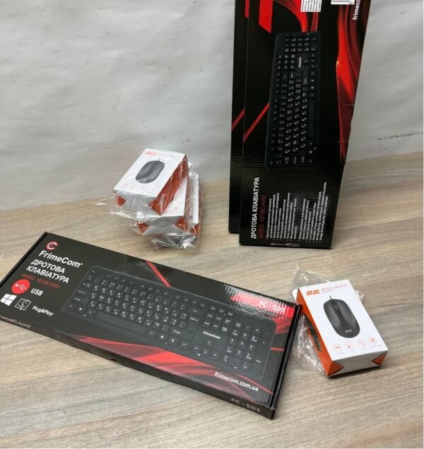 Нові клавіатура та мишка різних брендів