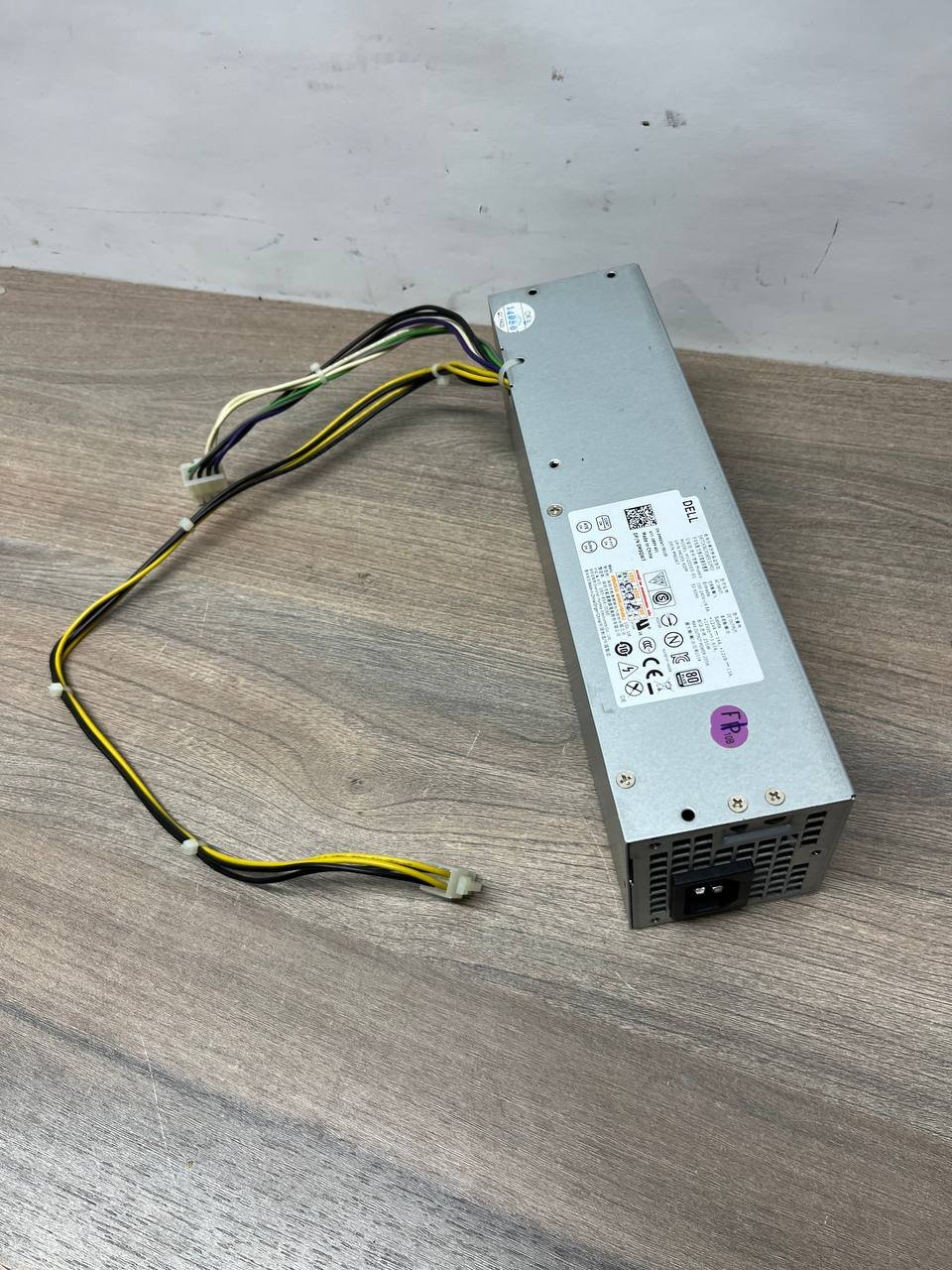 Оригінальний блок живлення Dell OptiPlex 3020 SFF 255W – HU255ES-01 / 0M9GW7 б/у 3 Оригінальний блок живлення Dell OptiPlex 3020 SFF 255W – HU255ES-01 / 0M9GW7 б/у
