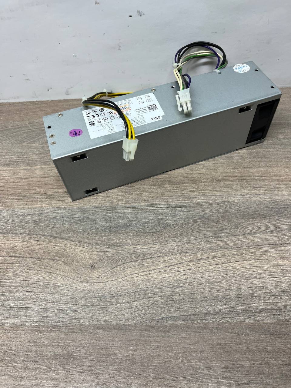 Оригінальний блок живлення Dell OptiPlex 3020 SFF 255W – HU255ES-01 / 0M9GW7 б/у 4 Оригінальний блок живлення Dell OptiPlex 3020 SFF 255W – HU255ES-01 / 0M9GW7 б/у