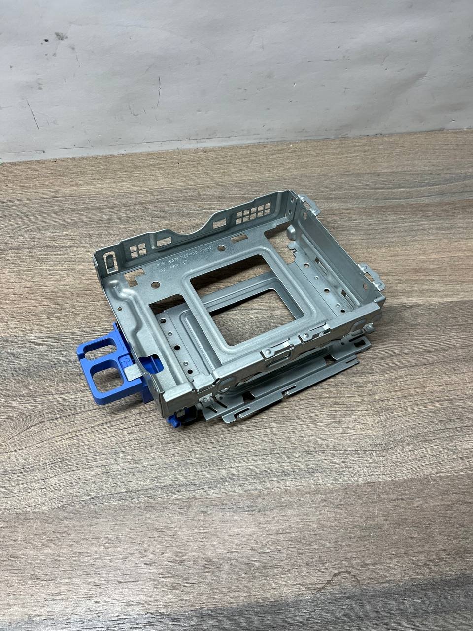 Кошик для жорсткого диска (HDD bracket, рамка) Dell OptiPlex 7040 SFF 2 Кошик для жорсткого диска (HDD bracket, рамка) Dell OptiPlex 7040 SFF