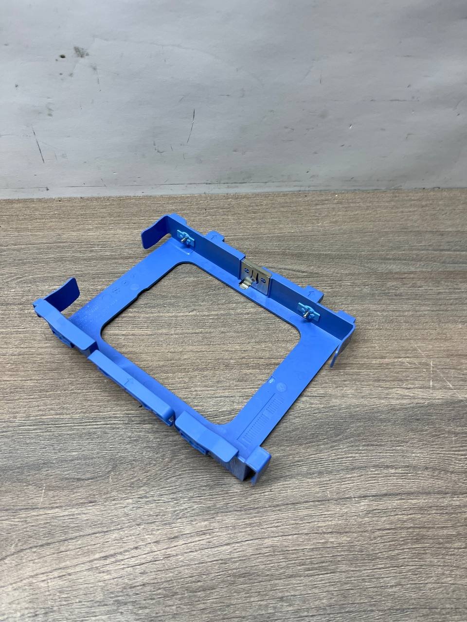 Рамка кріплення HDD (caddy) Dell OptiPlex 7040 SFF 0G20X9 Б/В 2 Рамка кріплення HDD (caddy) Dell OptiPlex SFF 0G20X9 Б/В